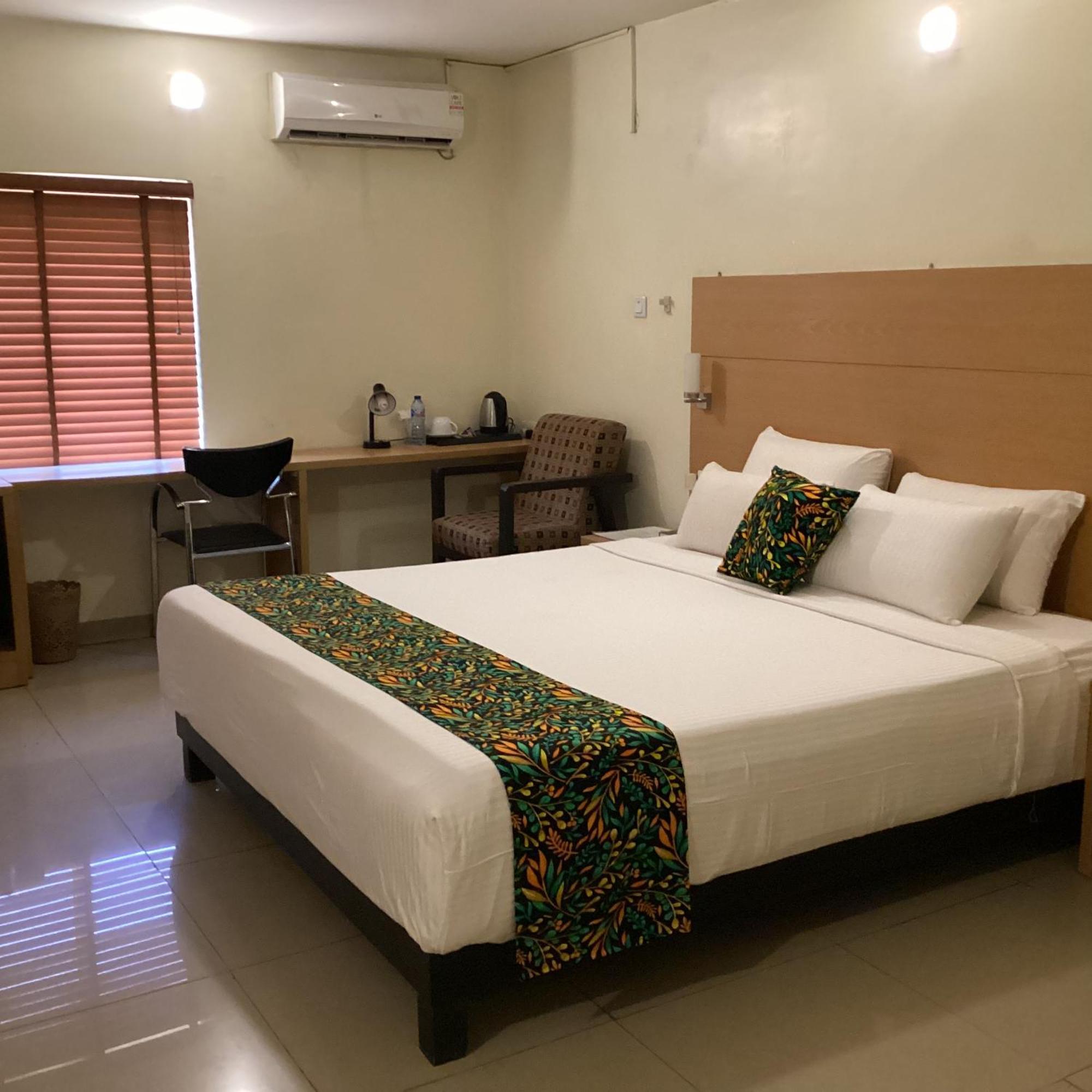 Adis Hotels Ibadan Exterior foto